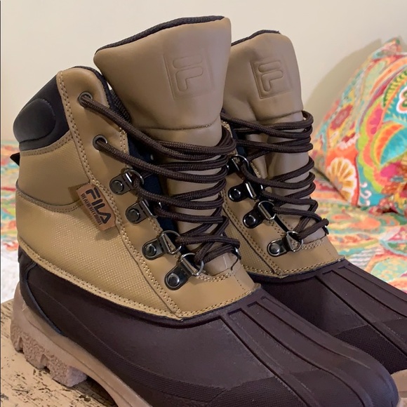 FILA Weather tech Extreme Duck Boot - Picture 4 of 15